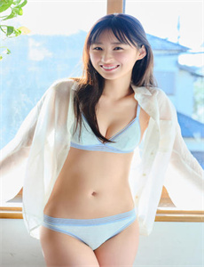 《绝色娇嫩美人妻老师》